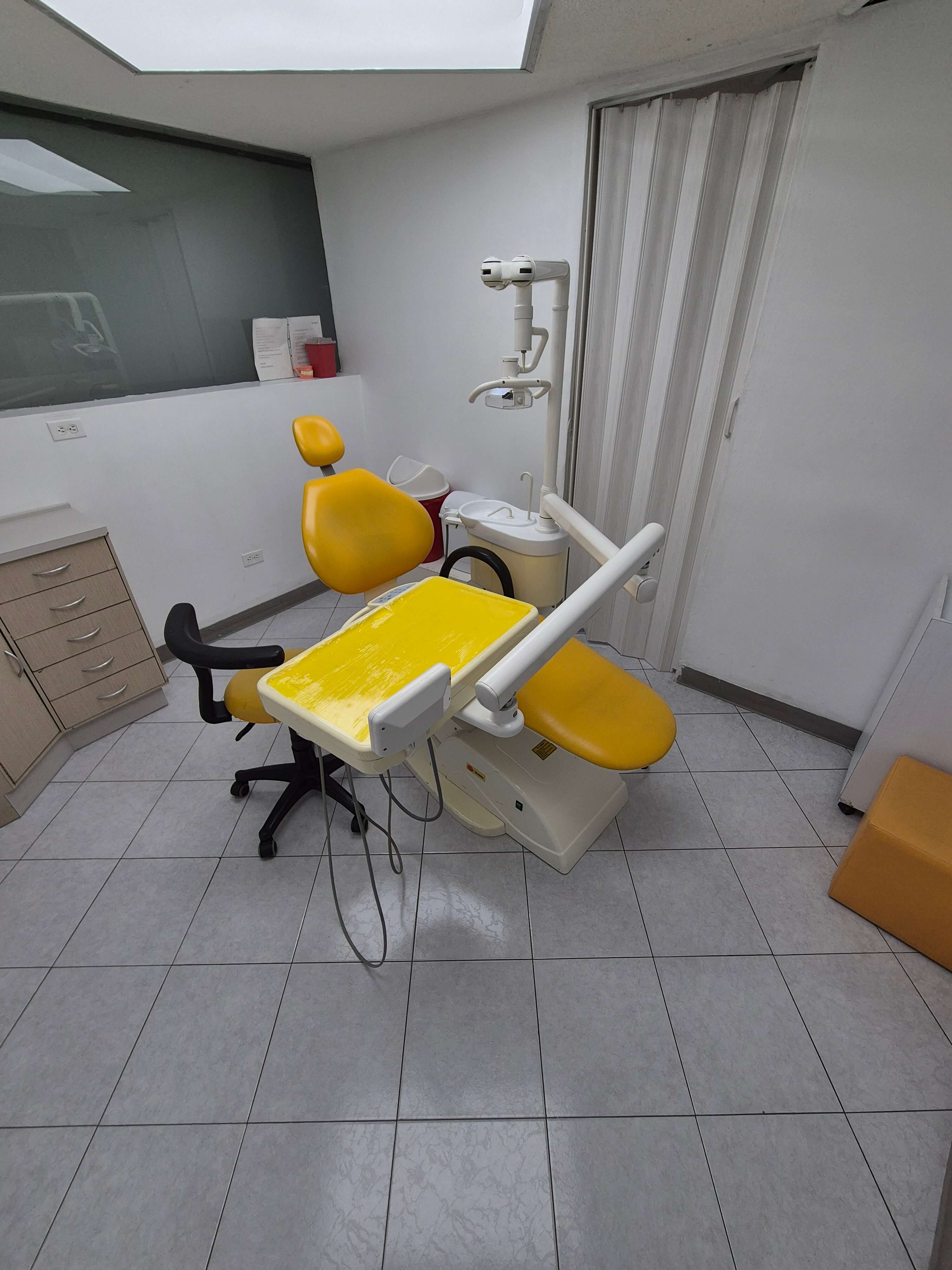 Consultorio Amarillo